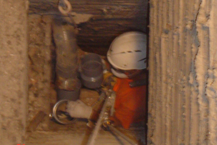 Viladecavalls > Reparació d'un baixant